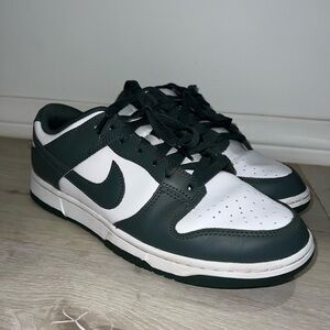 Nike Dunk Low Retro Vintage Green